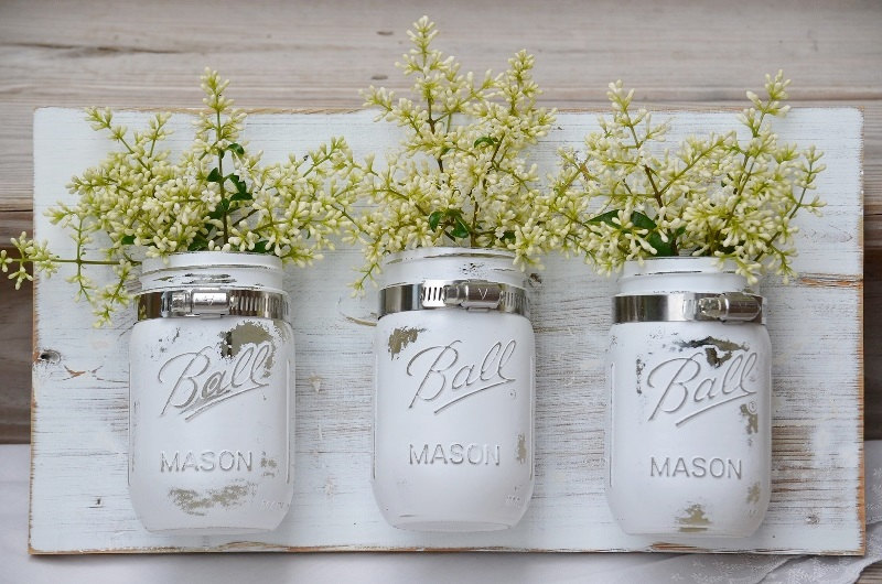 easy DIY wall decor ideas - mason jars